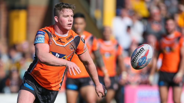 Castleford Tigers v Catalans Dragons - The Mend A Hose Jungle, Castleford, England - Castleford's Adam Milner.