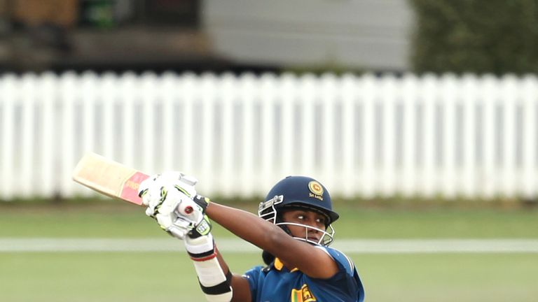 CHRISTCHURCH, NEW ZEALAND - NOVEMBER 03:  Chamari Atapattu of Sri Lanka bats during the First Women's One Day International match between New Zealand and S