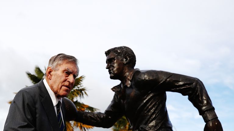 Sir Colin Meads saw a statue of himself unveiled in June this year