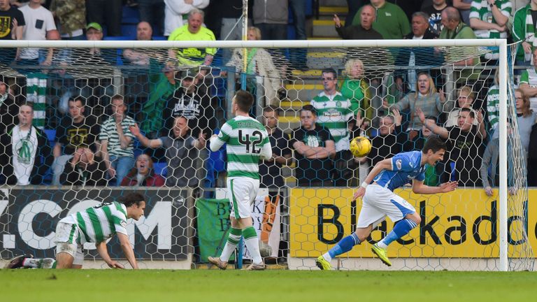 Graham Cummins (right) scores the winner for St Johnstone in Celtic's last domestic defeat at McDiarmid Park 11 May 2016. 