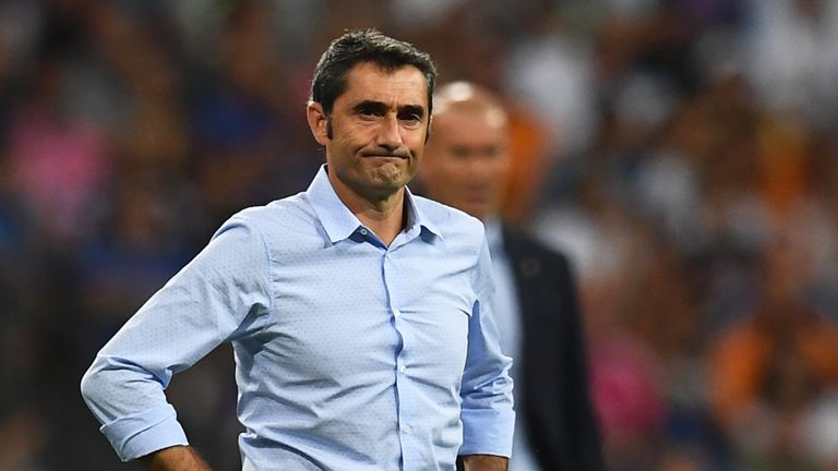 Ernesto Valverde stands on the sideline during the Spanish Super Cup, Second Leg