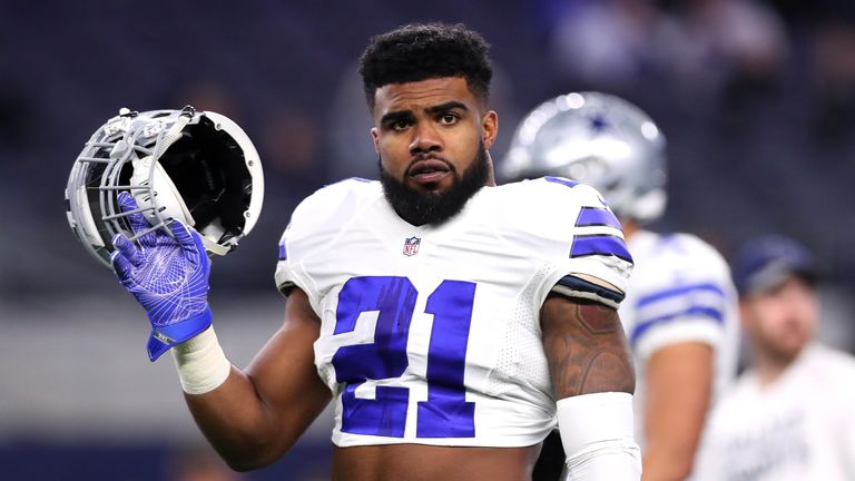 August 19, 2017: Dallas Cowboys running back Ezekiel Elliott #21 practices  before an NFL football game between the Indianapolis Colts and the Dallas  Cowboys at AT&T Stadium in Arlington, TX Dallas defeated