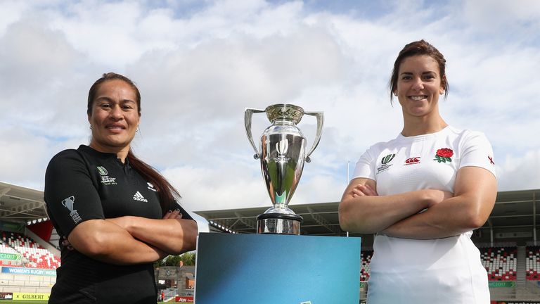 BELFAST, NORTHERN IRELAND - AUGUST 24:  Sarah Hunter, (R) captain of England and Fiao'o Faamausili captain of the New Zealand Black Ferns pose with the Wom
