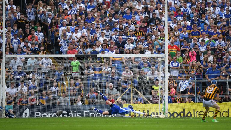 8 July 2017; TJ Reid of Kilkenny shoots past the Waterford goalkeeper Stephen O'Keeffe 