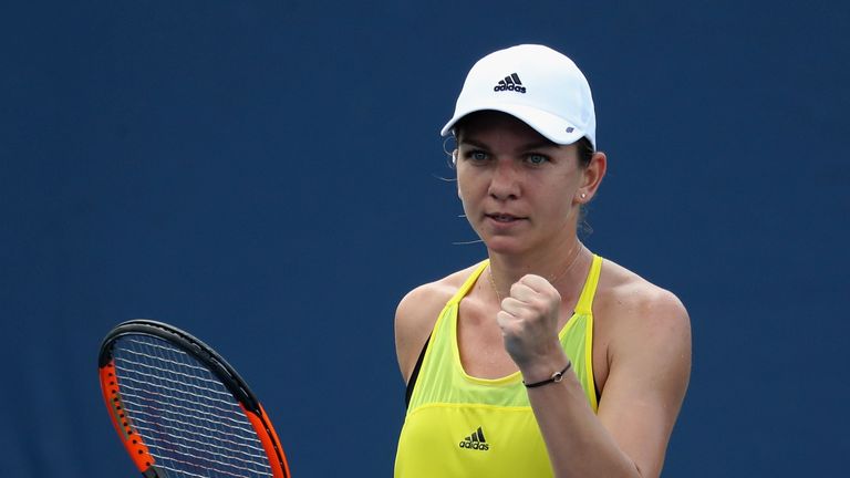 Simona Halep could become the new world No 1 with victory in Cincinnati