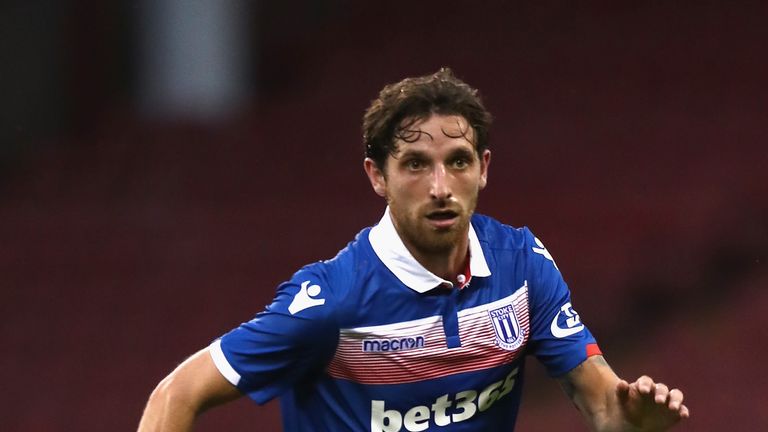 SHEFFIELD, ENGLAND - JULY 25:  Joe Allen of Stoke City runs with the ball during the pre season friendly match between Sheffield United and Stoke City at B