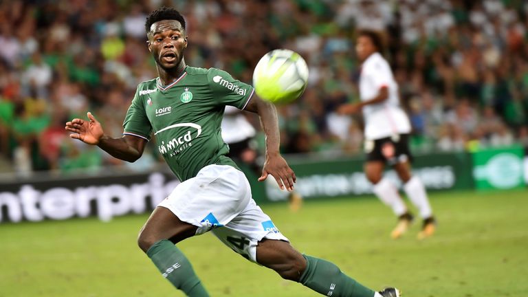 Saint-Etienne's French forward Jonathan Bamba controls the ball during the French L1 football match between Saint-Etienne (ASSE) and Nice (OGC) at Geoffroy