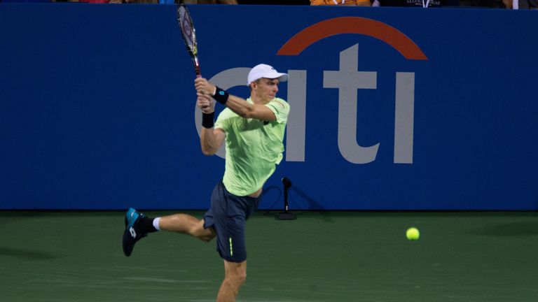WASHINGTON, DC - AUGUST 03:  Kevin Anderson of South Africa competes with Dominic Thiem of Austria at William H.G. FitzGerald Tennis Center on August 3, 20