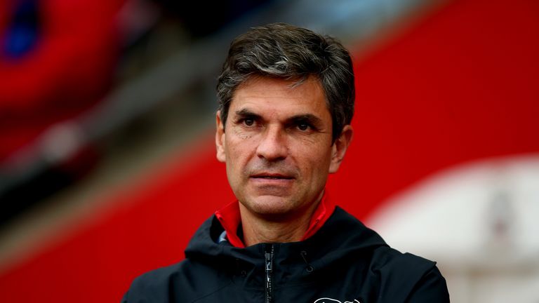 Mauricio Pellegrino, manager of Southampton looks on during the friendly match between Southampton and FC Augsburg