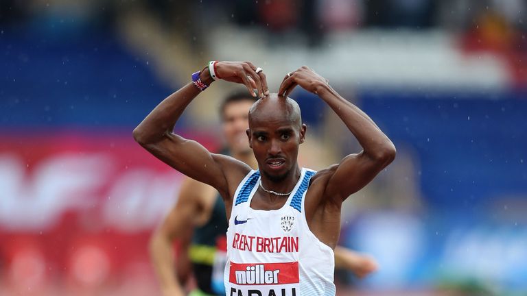 Great Britain's Mo Farah celebrates winning the Men's 3000m during the Muller Grand Prix at the Alexandra Stadium, Birmingham. PRESS ASSOCIATION Photo. Pic