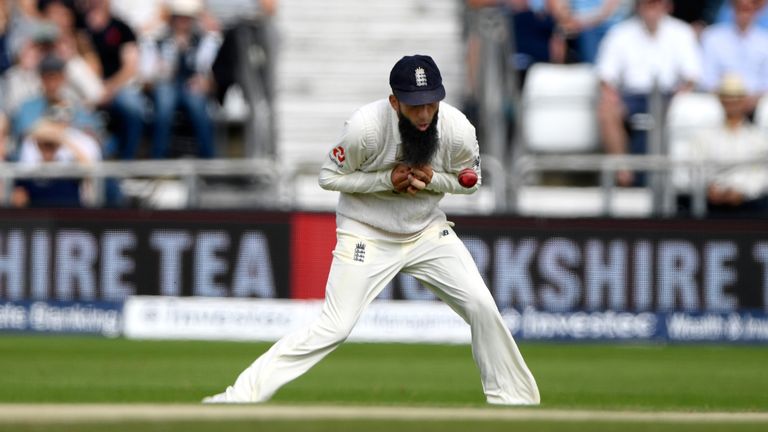 LEEDS, ENGLAND - AUGUST 27:  England fielder Moeen Ali drops a straight forward catch off Jermaine Blackwood during day three of the 2nd Investec Test matc