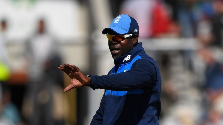 MANCHESTER, ENGLAND - AUGUST 05:  England bowling coach Ottis Gibson makes a point before day two of the 4th Investec Test match between England and South 
