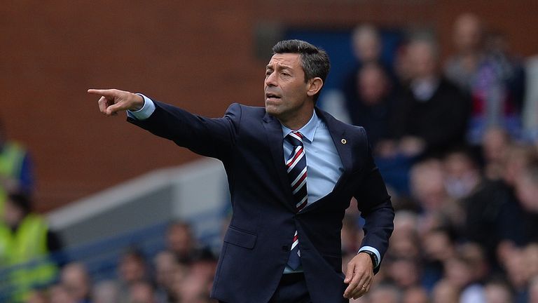 GLASGOW, SCOTLAND - AUGUST 12: Rangers manager Pedro Caixinha gestures during the Ladbrokes Scottish Premiership match between Rangers and Hibernian at Ibr