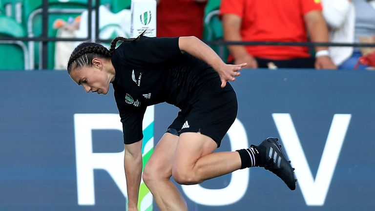 New Zealand's Selica Winiata score's the first try of the game during the 2017 Women's Rugby World Cup, Pool A match at UCD Billings Park, Dublin.