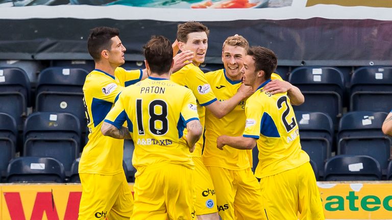 St Johnstone's David Wotherspoon (2nd right) celebrates his goal at Rugby Park