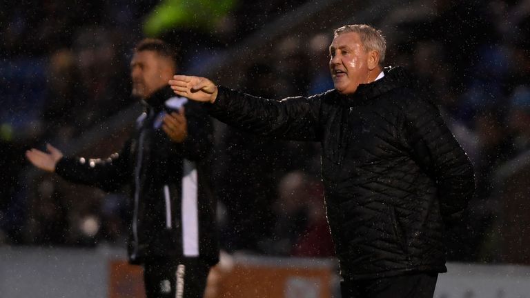 COLCHESTER, ENGLAND - AUGUST 09:  Aston Villa manager Steve Bruce shouts instructions during the Carabao Cup First Round match between Colchester United an