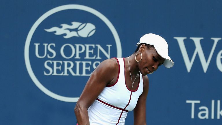 MASON, OH - AUGUST 16:  Venus Williams reacts after losing a point to Ashleigh Barty of Australia during Day 5 of the Western & Southern Open at the Linder