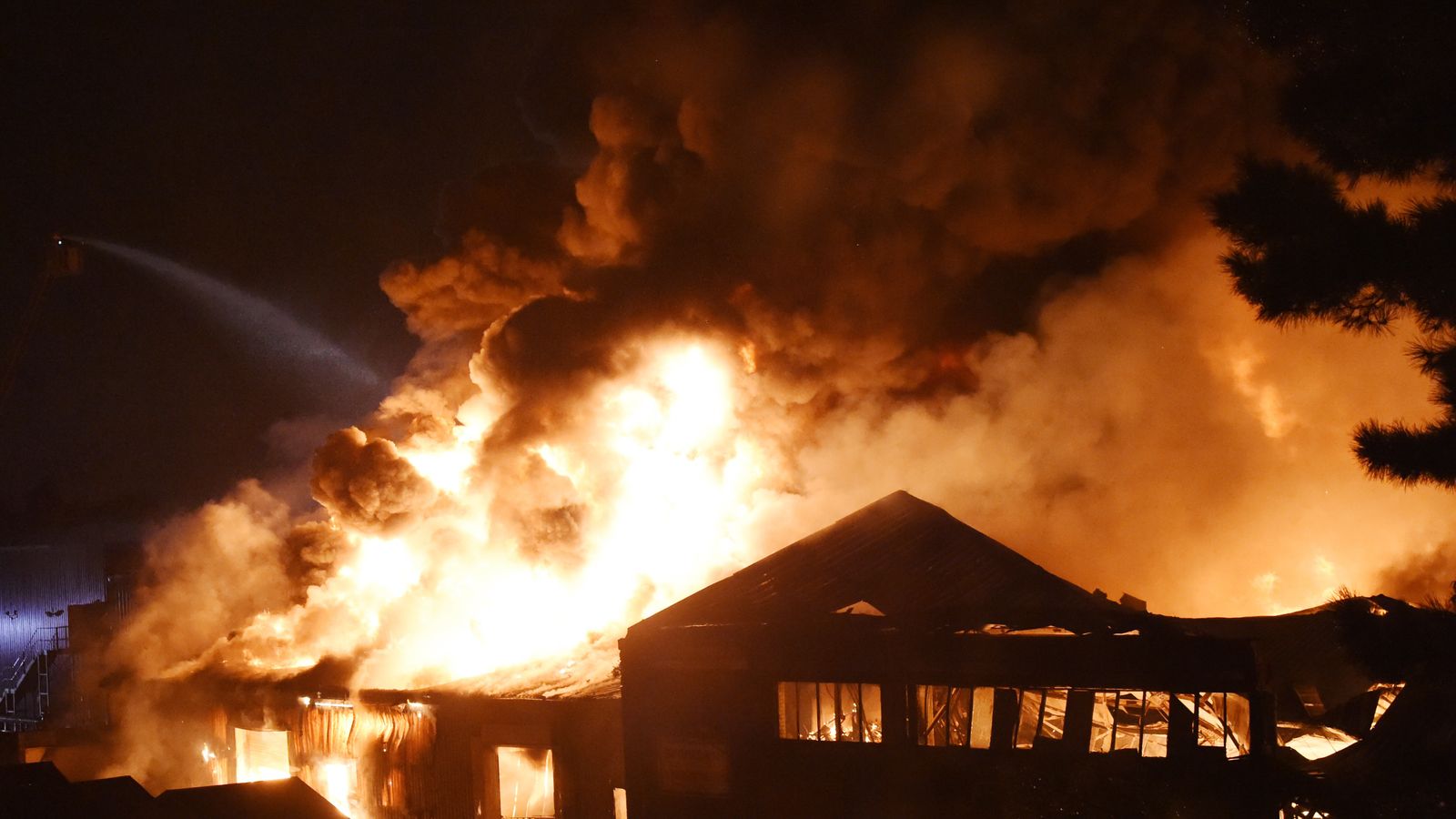 White Hart Lane warehouse on fire near new Tottenham