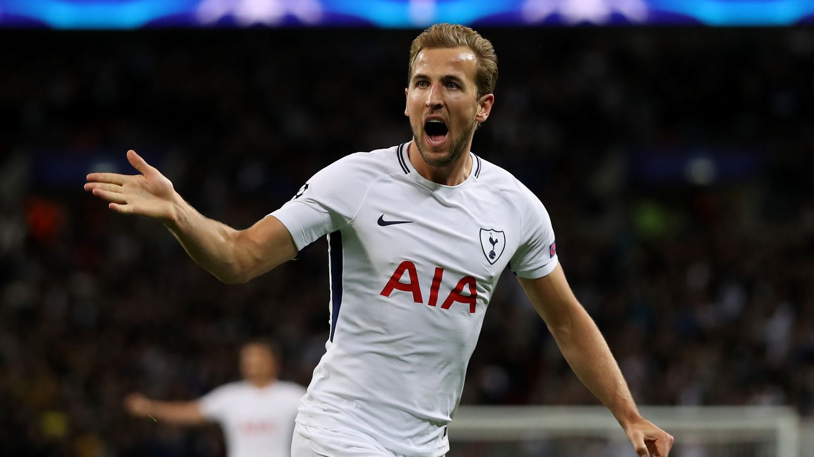 Bundesliga top scorer race: Harry Kane leads chasing pack