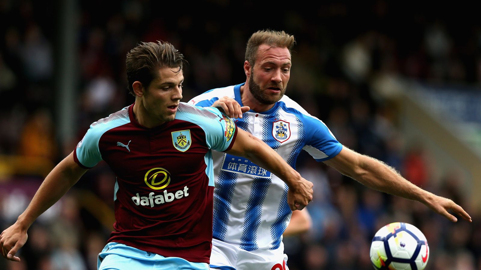 Burnley 0-0 Huddersfield: Clarets held by dogged Terriers | Football News |  Sky Sports