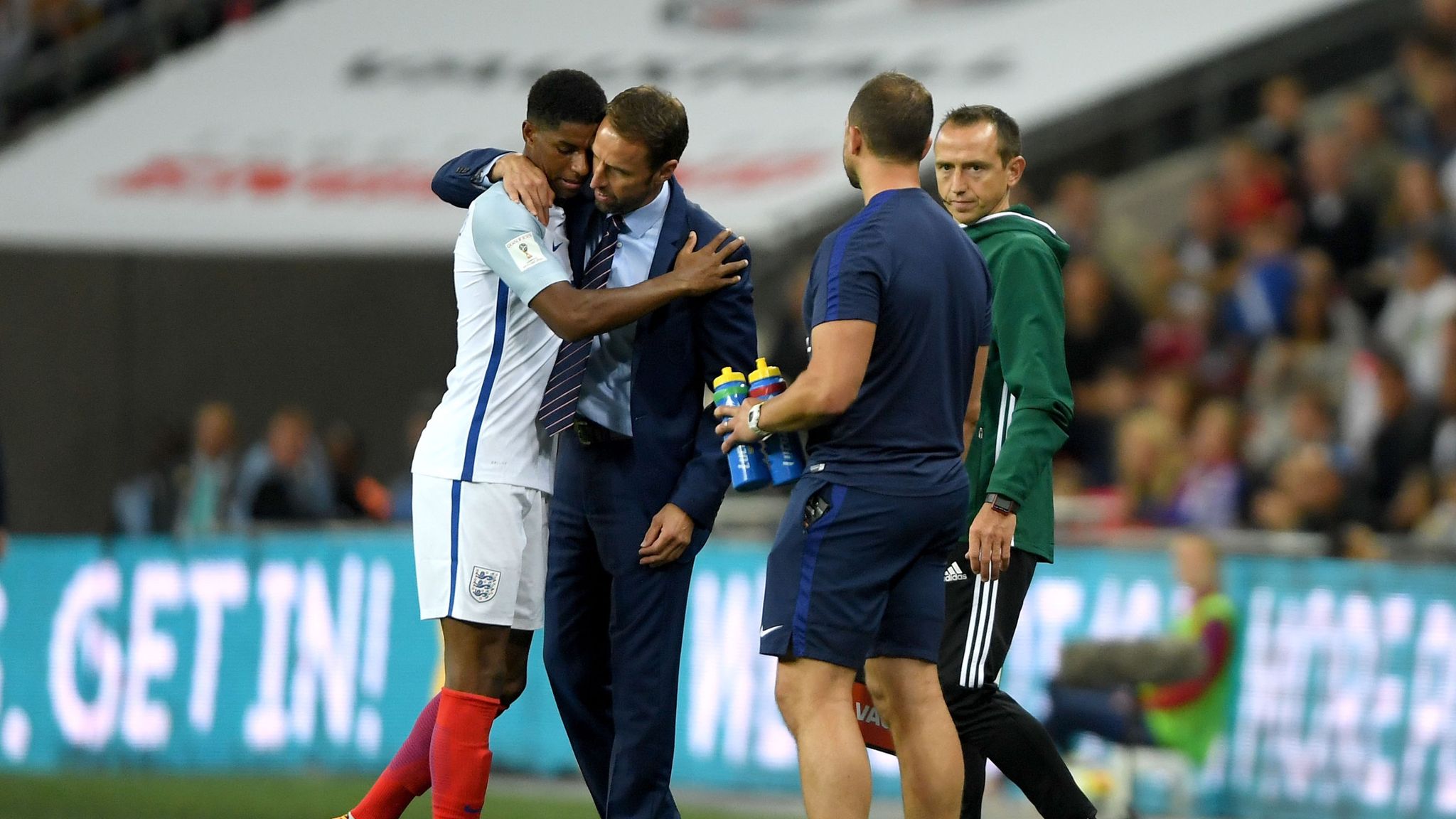 Out of the squad, it's up to him' - Southgate defends Rashford after being  surprised by England ace's New York trip