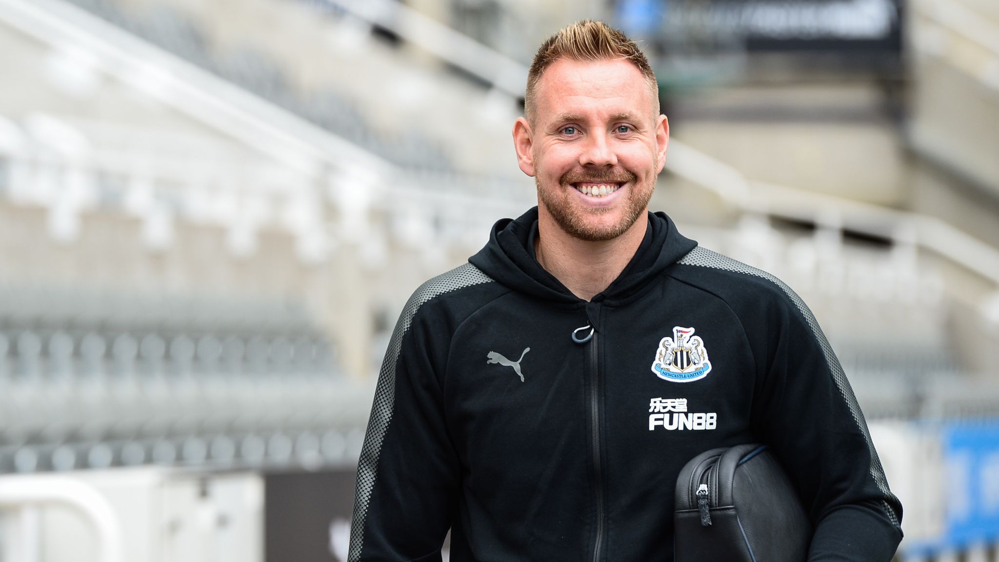 Newcastle United goalkeeper Rob Elliot upbeat after winning injury ...