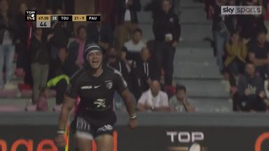 Toulouse's incredible team try