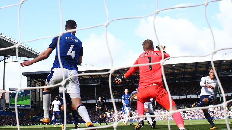 Ronald Koeman was unhappy with the way Everton gave their goals away against Tottenham