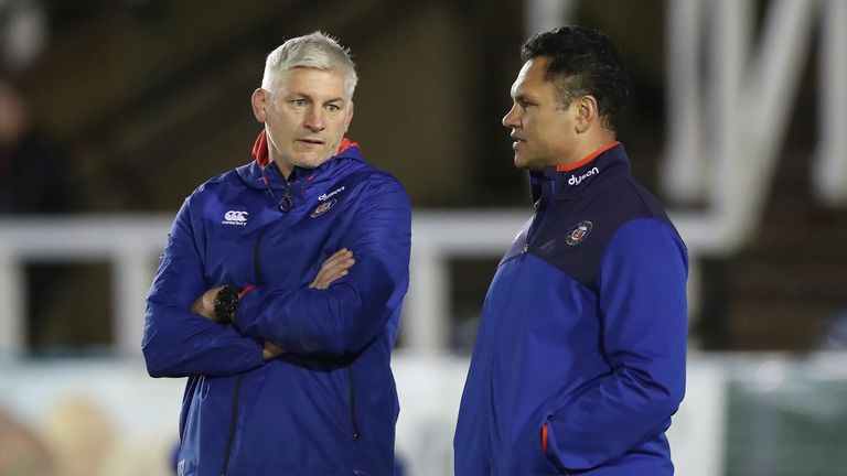 Todd Blackadder, Bath Director of Rugby, chats to Tabai Matson