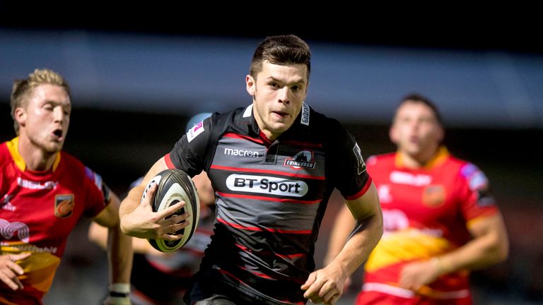  Blair Kinghorn breaks for Edinburgh