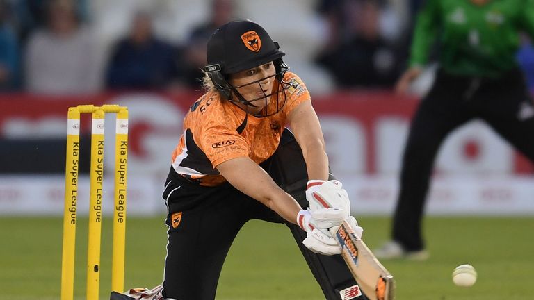Charlotte Edwards sweeps for four during her innings of 20no off eight balls