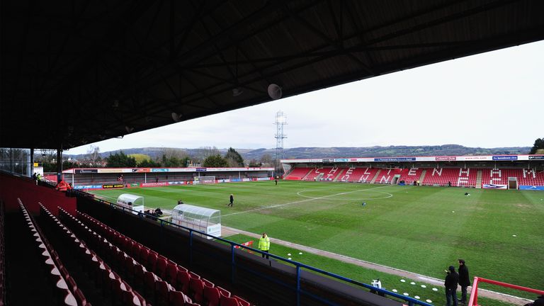 Cheltenham Town have secured the signing of Janaai Gordon