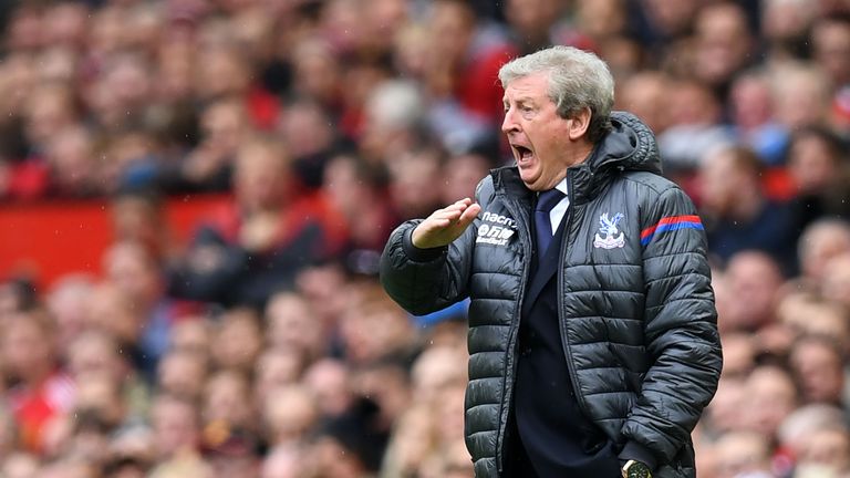 Crystal Palace's English manager Roy Hodgson gestures during the English Premier League football match between Manchester United and Crystal Palace at Old 