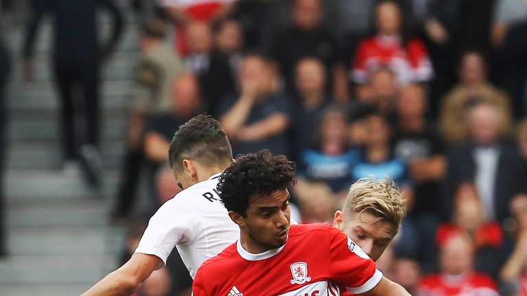 Fabio Da Silva in action during the Sky Bet Championship match between Fulham and Middlesbrough