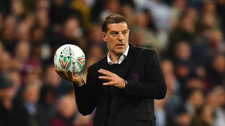 LONDON, ENGLAND - SEPTEMBER 19:  Slaven Bilic, Manager of West Ham United controls the ball during the Carabao Cup Third Round match between West Ham Unite