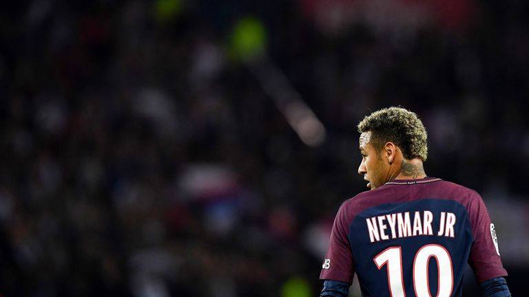 Neymar during the Ligue 1 football match between PSG and Lyon at Parc des Princes