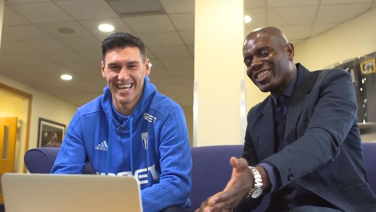 Gareth Barry meets Ian Taylor ahead of Premier League appearance landmark