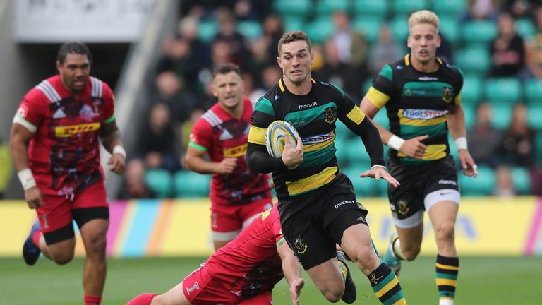 George North  breaks clear for Saints