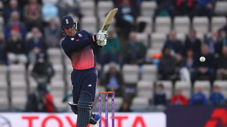 SOUTHAMPTON, ENGLAND - SEPTEMBER 29:  Jason Roy of England pulls a delivery to the legside boundary during the 5th Royal London One Day International match