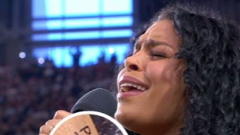 Jordin Sparks had a Bible reference relating to equality written on her hand during the national anthem 