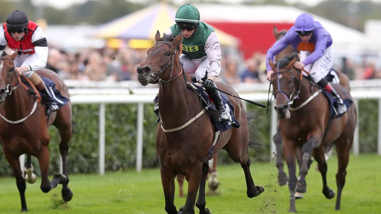 Kryptos ridden by Nicola Currie (centre) wins at Doncaster