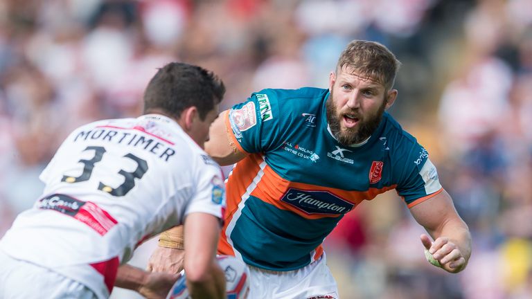 Leigh Centurions v Hull KR - Leigh Sports Village, Leigh , England - Hull KR's Nick Scruton follows Leigh's Daniel Mortimer.