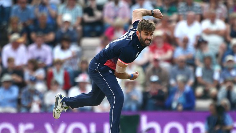 SOUTHAMPTON, ENGLAND - MAY 27: England's Liam Plunkett bowls during the Royal London ODI match between England and South Africa at The Ageas Bowl on May 27