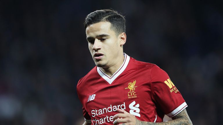 LEICESTER, ENGLAND - SEPTEMBER 19:  Philippe Coutinho of Liverpool in action  during the Carabao Cup Third Round match between Leicester City and Liverpool