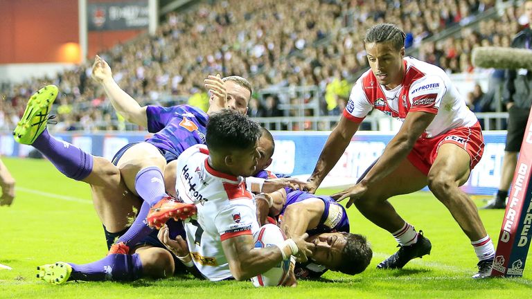 Rugby League - Betfred Super League Super 8's - St Helens v Wigan Warriors - Ben Barba goes over for a try