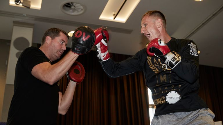 Liverpool Open Workouts at the Hilton Hotel ahead of Matchroom Boxing show "Battle On The Mersey" this weekend live on Sky Sports
25th February 2017
Pictur