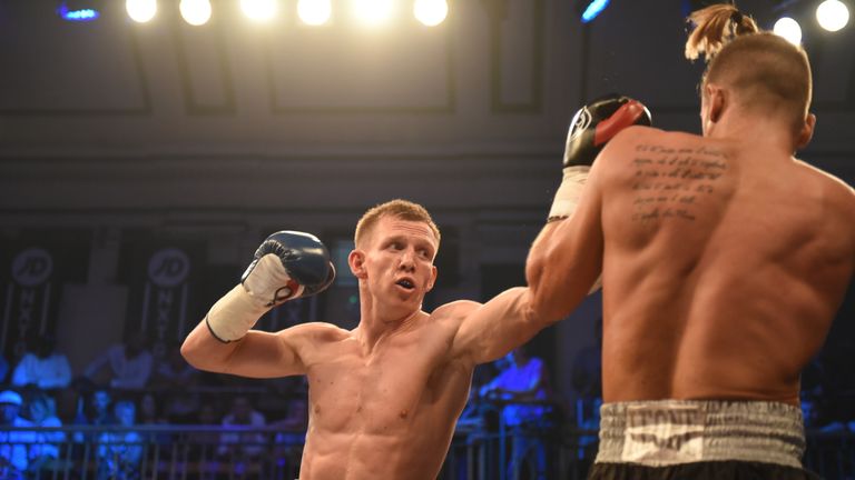 Ted Cheeseman was a class above his Italian opponent