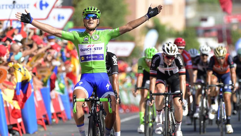 Matteo Trentin surges over the line ahead of the pack at La Vuelta 