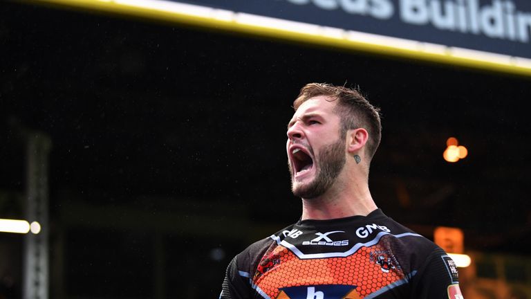 Zak Hardaker celebrates scoring the Tigers third try..Leeds Rhinos v Castleford Tigers.  BetFred SuperLeague.  Headingley Carnegie..23 June 2017