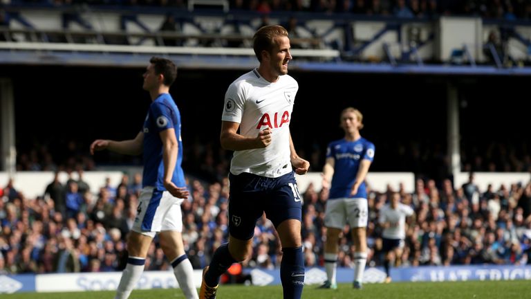 Harry Kane celebrates after making it 3-0 with his second goal of the game at Goodison Park